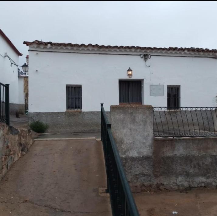 La Casita En La Alcornocosa -Sevilla Exterior photo